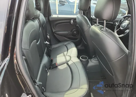 2015 Mini Cooper z USA, uszkodzony, nr VIN WMWXS5C50FT827028